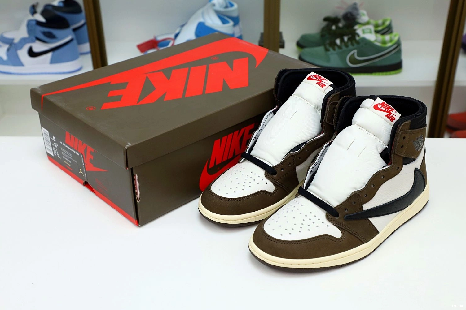 SCOTT X AIR 'MOCHA' JORDAN 1 HIGH RETRO TRAVIS OG 0821